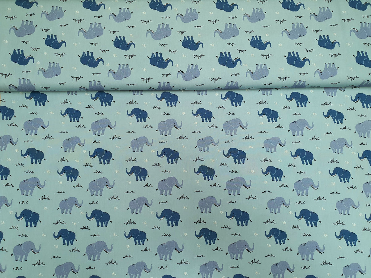 Baumwollstoff (Webware) in hellblau mit Elefanten - Modemeter Stoffmarkt Trier   modemeter.de
