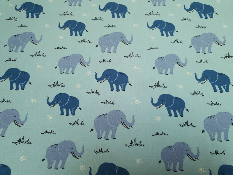 Baumwollstoff (Webware) in hellblau mit Elefanten - Modemeter Stoffmarkt Trier   modemeter.de