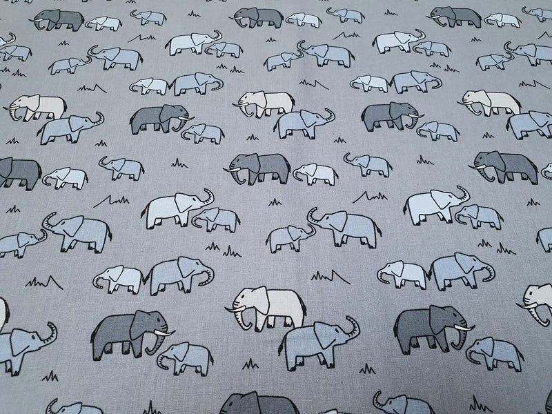 Baumwollstoff (Webware) in grau mit Elefanten - Modemeter Stoffmarkt Trier   modemeter.de