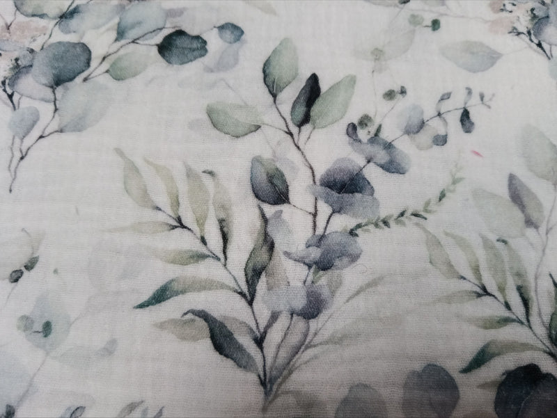 Bezaubernder Musselin (Double Gauze) in weiß mit Eucalyptus Design - Modemeter Stoffmarkt