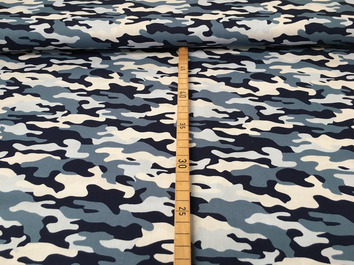 Baumwollstoff mit Camouflage Design in blau - weiß Tönen - Modemeter Stoffmarkt Trier   modemeter.de