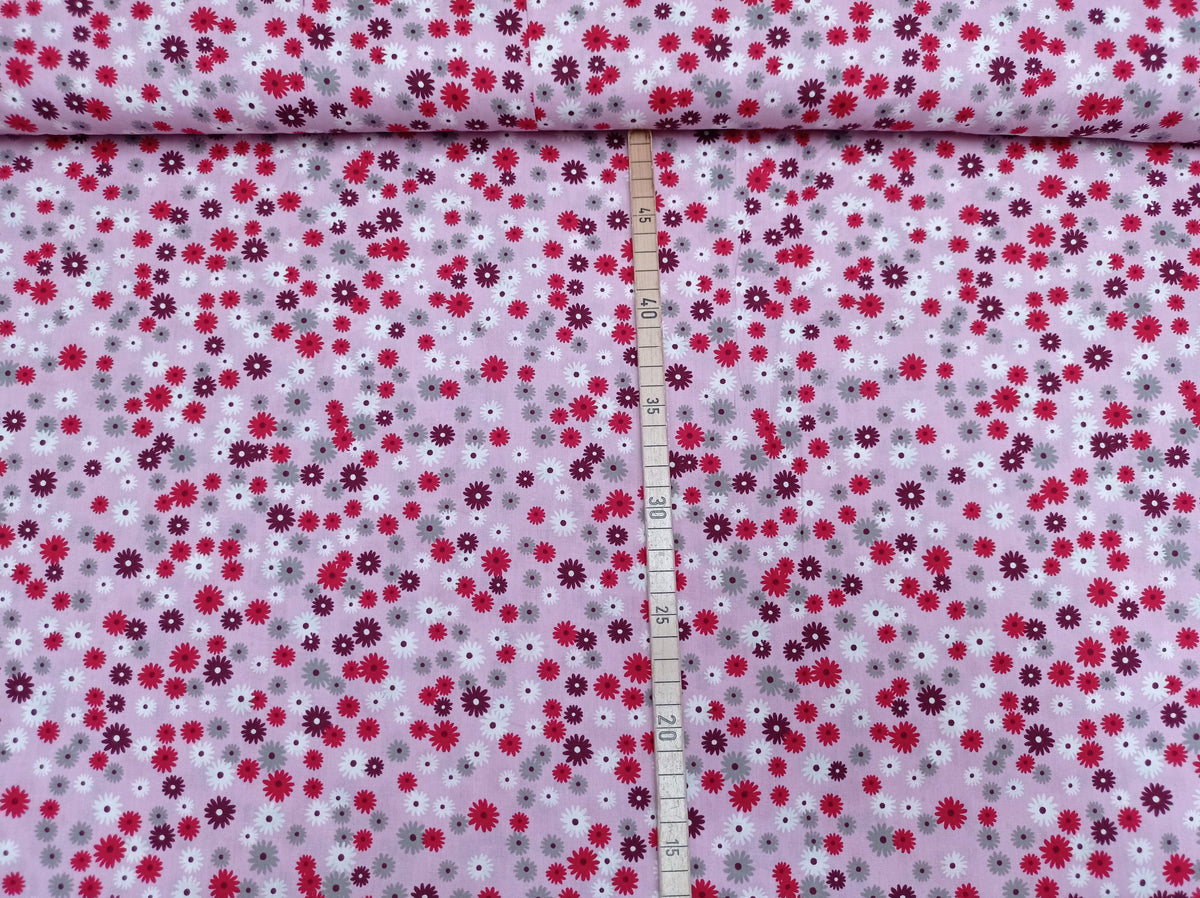 Baumwollstoff in rosa mit kleinen Blümchen in bunt - Modemeter Stoffmarkt Trier   modemeter.de