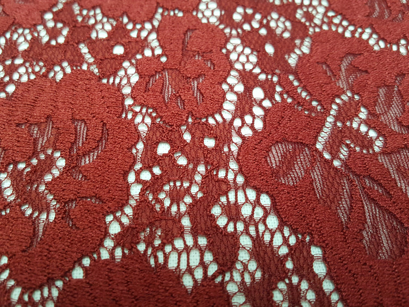 Elastische Spitze in 2 schönen Farben: bordeau rot und mauve - Modemeter Stoffmarkt Trier   modemeter.de
