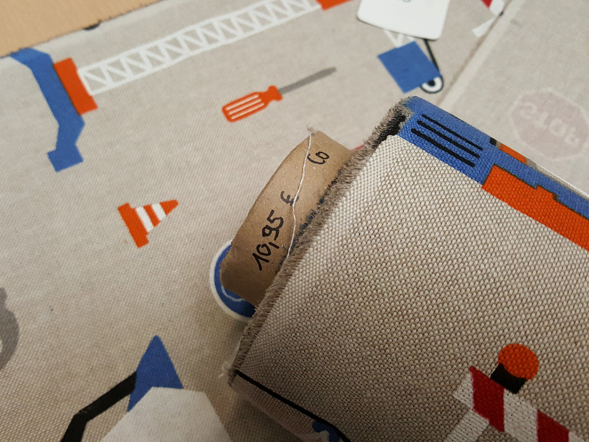Stabiler Dekostoff für Kinder mit Baustellen Motiven - Modemeter Stoffmarkt Trier   modemeter.de