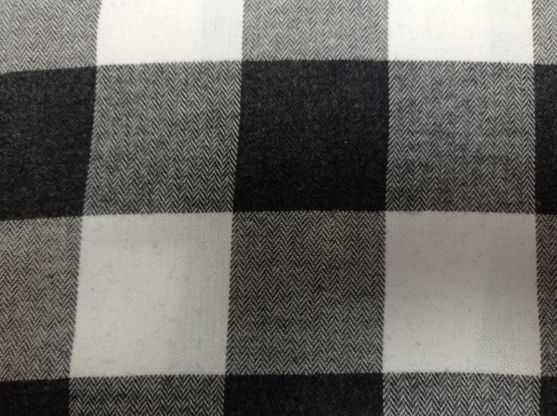 Baumwoll Flanell mit schwarz, grau, weißen großen Karos für Schlafanzüge, Hemden, Blusen - Modemeter Stoffmarkt Trier   modemeter.de