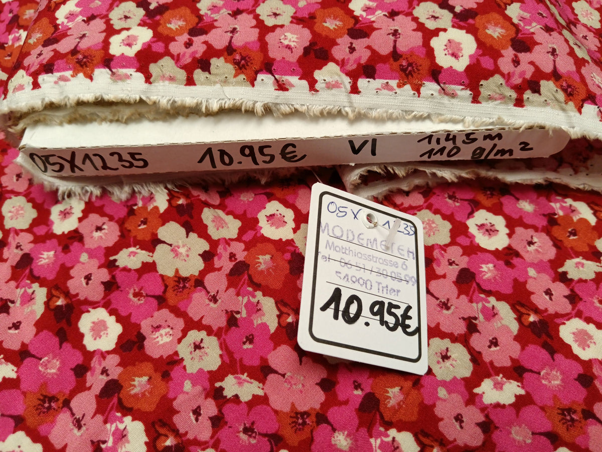 Mille Fleur - luftiger Viskosestoff mit bunten kleinen Blümchen in rot, pink, ecru und rosa - Modemeter Stoffmarkt