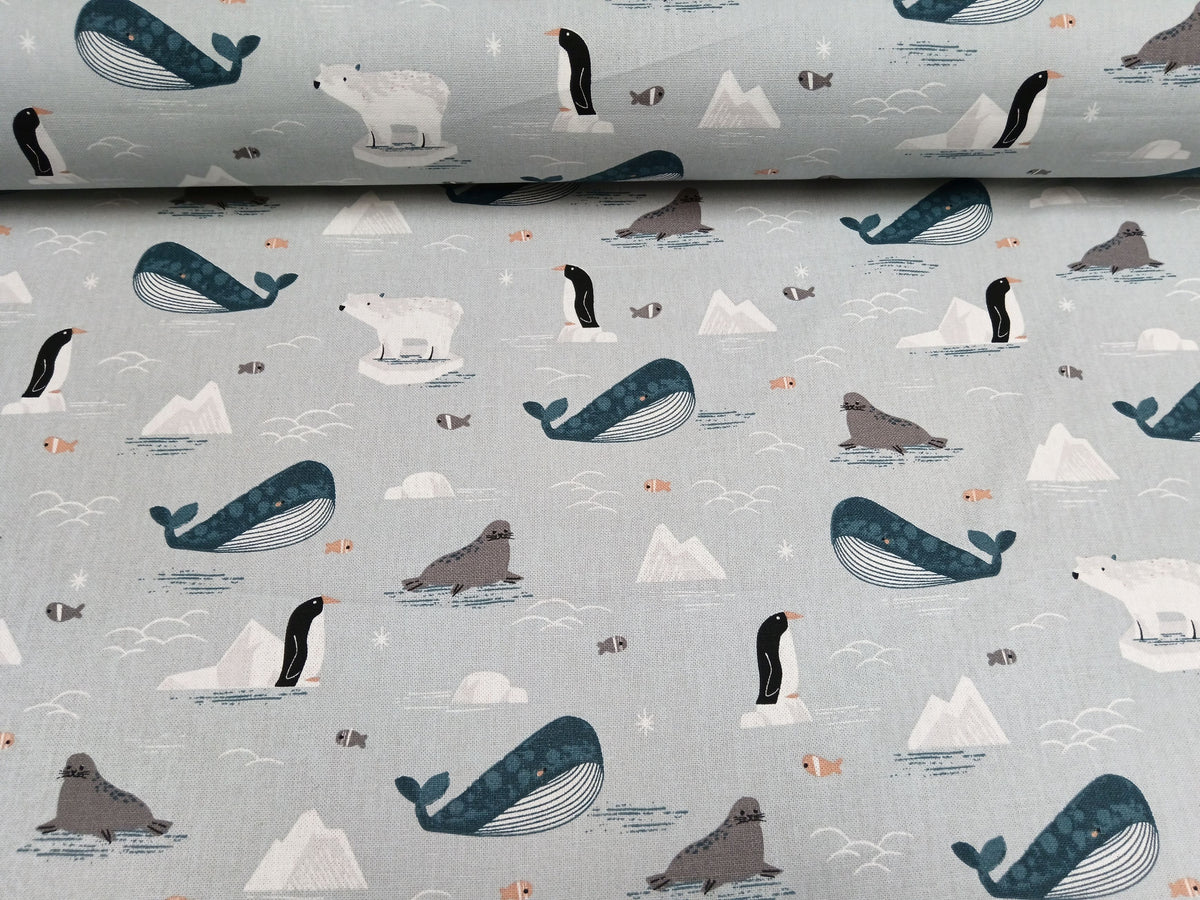 Besonderer stabiler Dekostoff in hell grau-blau mit Walen