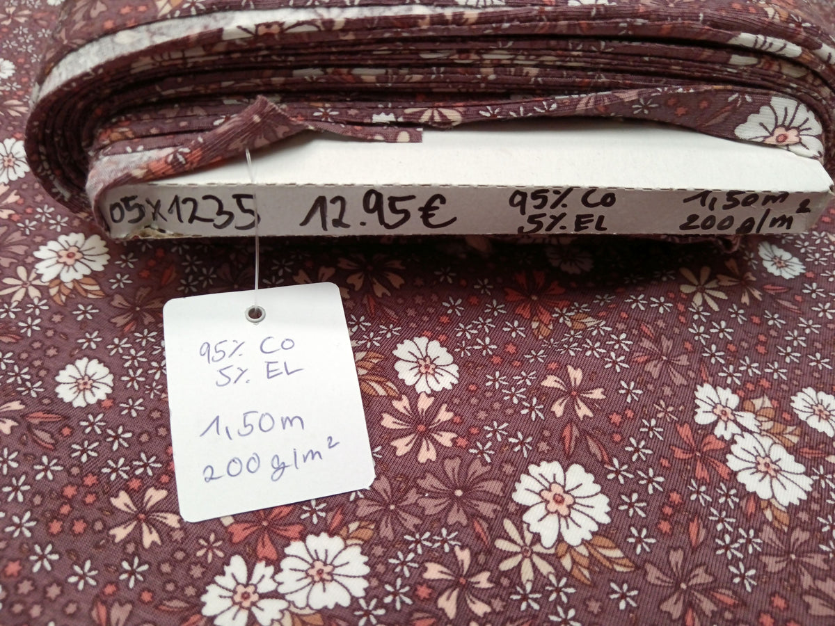 Verspielter Mode- und Kinderjersey aus Baumwolle in Mauve mit kleinen Blümchen - Modemeter Stoffmarkt