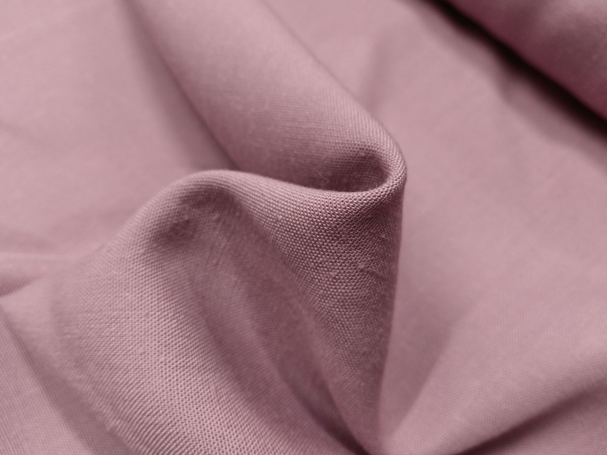 Elegantes Tuch aus Polyester-Viskose Mischung für Hosen, Röcke oder Anzüge