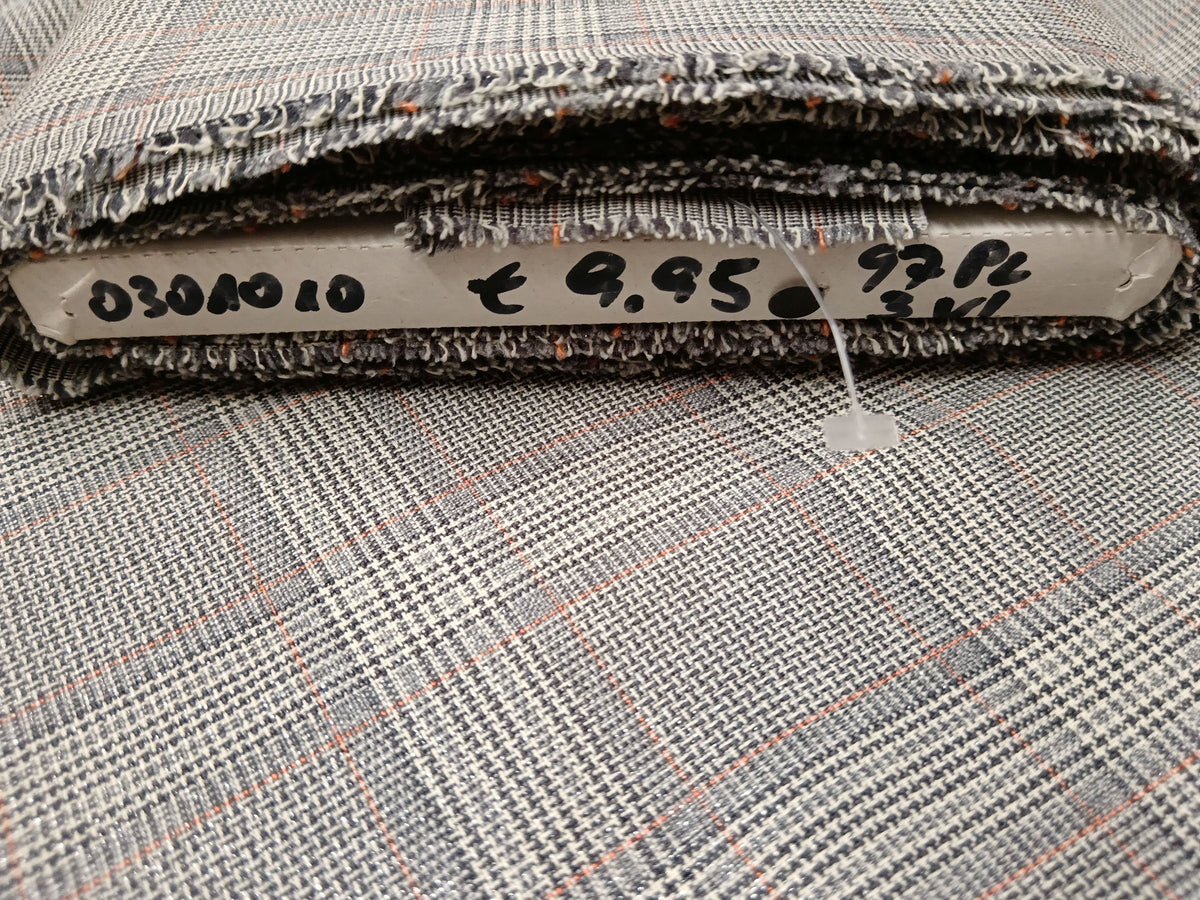 Elegantes, zeitloses Tuch mit feinen Lurexfäden in grau ecru