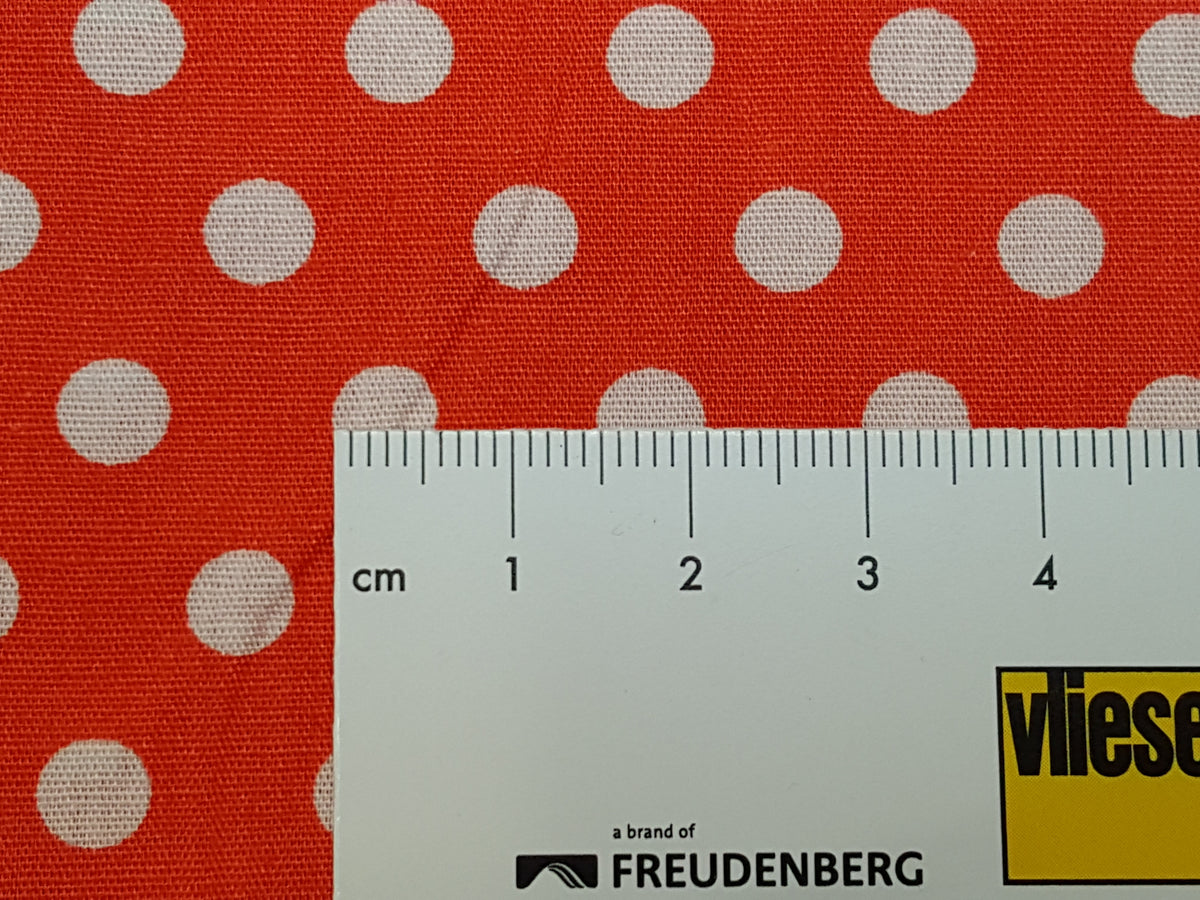 Baumwollstoff Webware in orange mit kleinen weißen Punkten - Modemeter Stoffmarkt Trier   modemeter.de