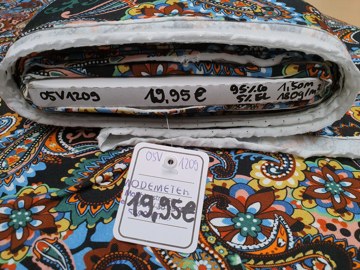 Fröhlicher, bunter Baumwoll Jersey in schwarz mit Paisley Muster im Digitaldruck - Modemeter Stoffmarkt Trier   modemeter.de